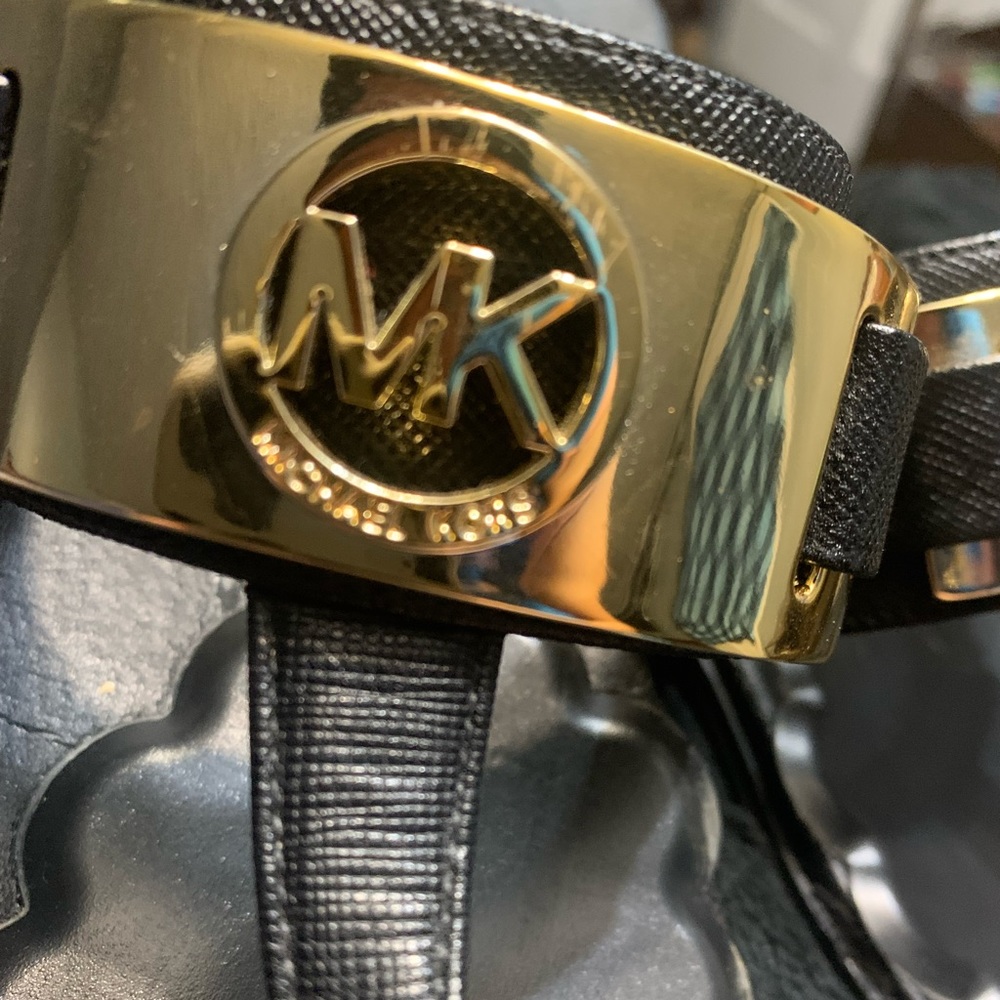 Michael Kors Thong sandals